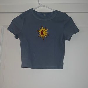 cropped t-shirt